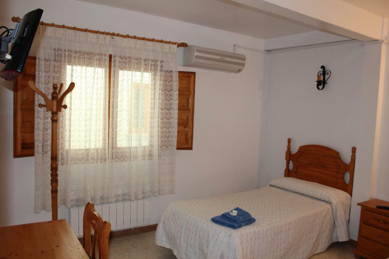 Posada Manolon Santa Cruz de Moya 外观 照片